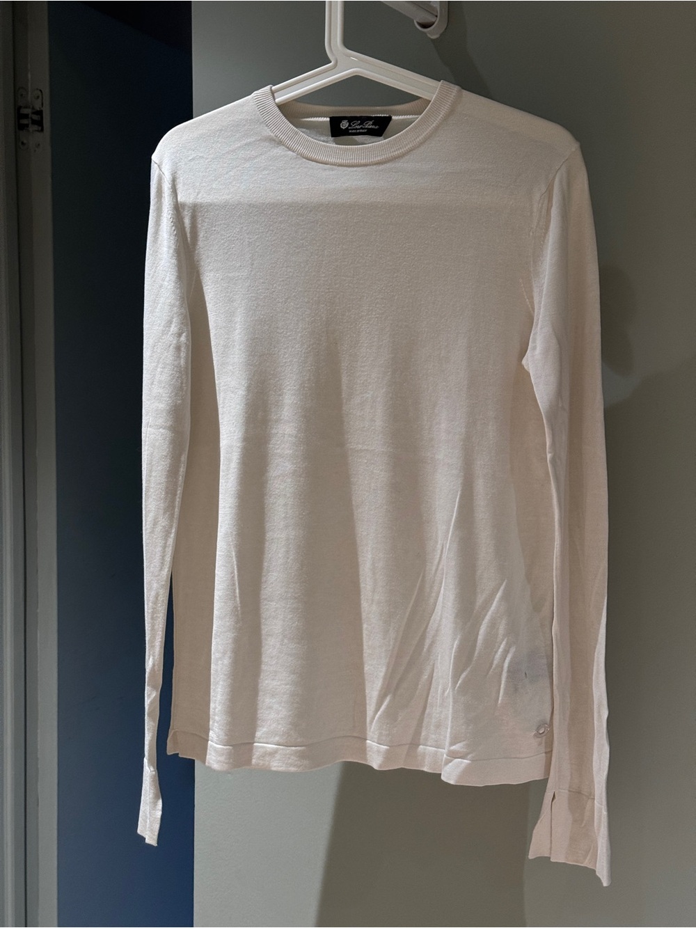 Loro Piana Cream Long-Sleeve Crew Neck Knit